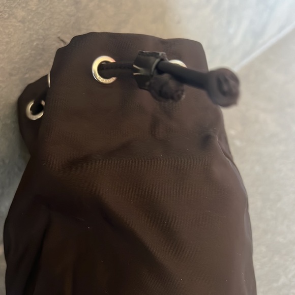 Designer Prada nylon bucket pouch bag! - Picture 9 of 14
